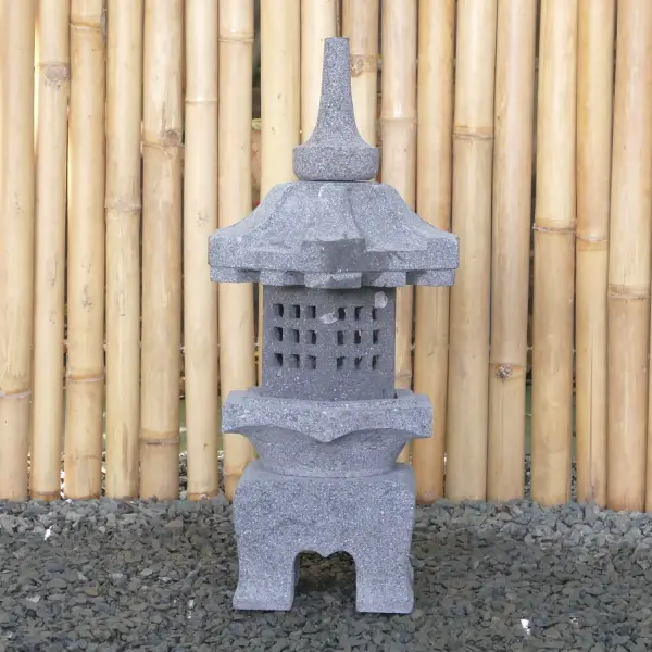 Product image 2 of the product “Japanese style Garden Lantern, made from Andesit Stone. Multipart. 60 cm Height, Roof is 26 cm width. ”
